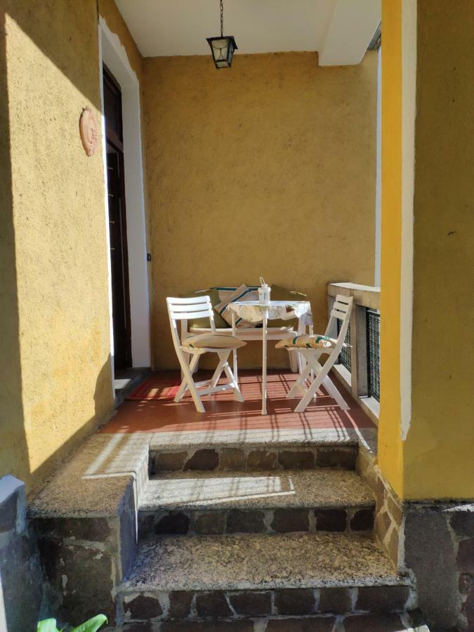 Casa Gialla Джера-Ларио Экстерьер фото