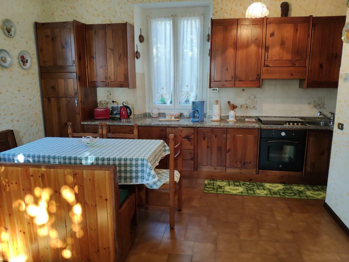 Casa Gialla Джера-Ларио Экстерьер фото